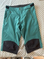 Madison DTE Soft Shell Shorts M Men Green - new without tags 