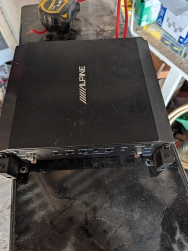 Alpine bbx t600 - 300w, channel