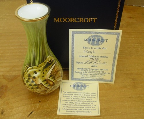 Boxed ltd moorcroft - ed, enamels