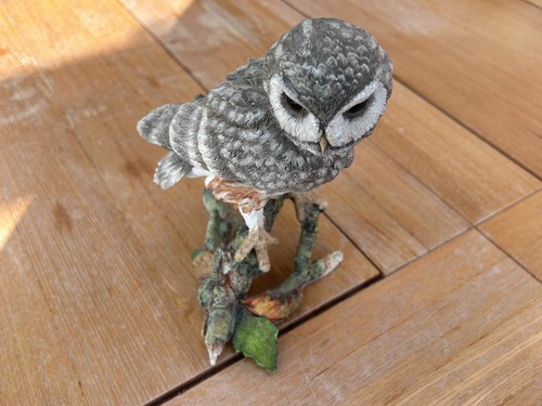 Country artists owl figurine - artists,