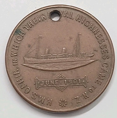 1901 holed medal commemorating - 1901,