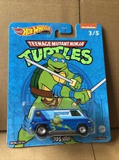 HOT WHEELS DIECAST -Teenage Mutant Ninja Turtles - ‘70s Van - 3/5