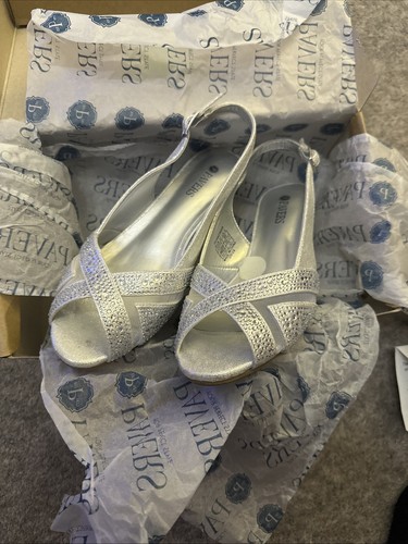Ladies size sandals silver - sandals,,