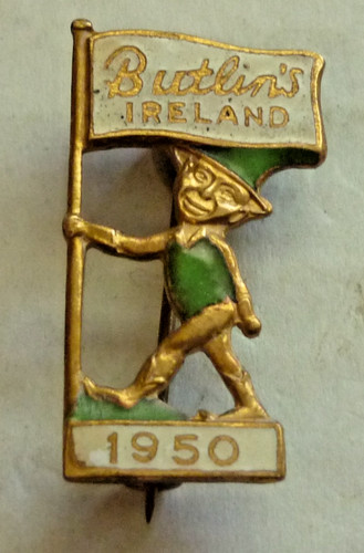 Vintage enamel badge - vintage, butlins