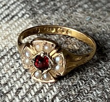 Antique 15 ct Gold Ruby/Garnet & Seed Pearl Cross/Flower Ring, Birmingham 1924