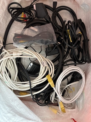 Cables plugs connectors job - connectors,