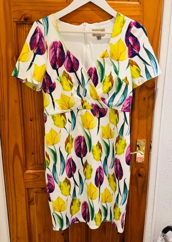 Stunning tulip dress stretchy