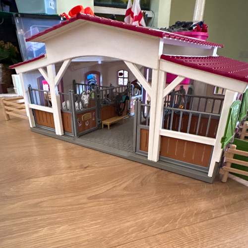 Schleich horse stable playset - schleich,