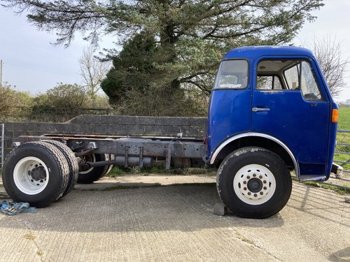 Volvo f86 tractor unit - tractor,