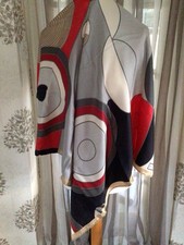 NEW Vakko 100% Silk Square Ladies Abstract Print Scarf (Boxed)