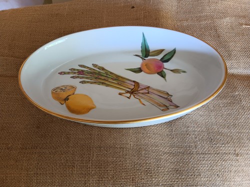 Royal worcester evesham gold - royal, evesham,