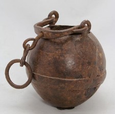 antique Medieval 14th 15th C forged iron Cauldron - cooking pot, body: 14cm/5.5"