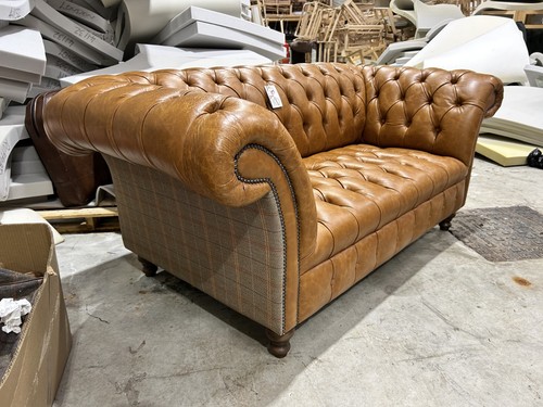 Seater chesterfield tan - 2,