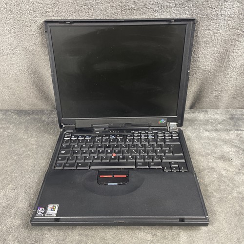 Retro vintage ibm 390 - 390, celeron