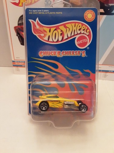 2000 hot wheels chuck - hot,