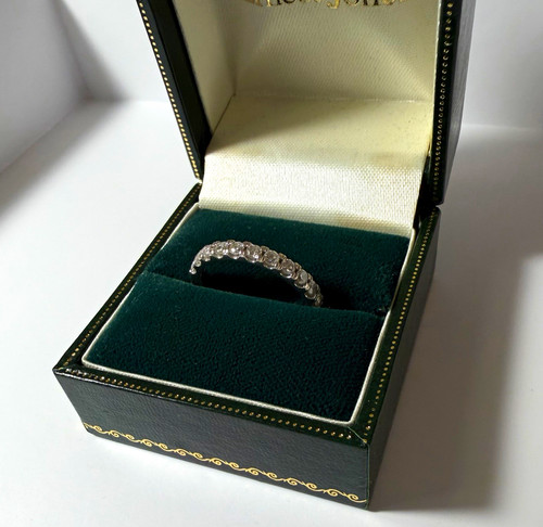 Fantastic chunky 18ct white - chunky,