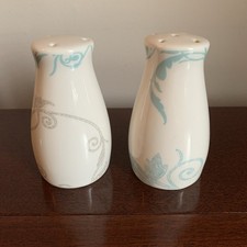 Belleek Living Pottery Novello