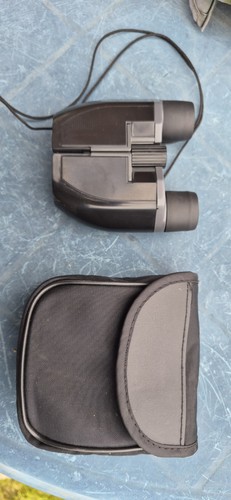 25 compact binoculars - , x