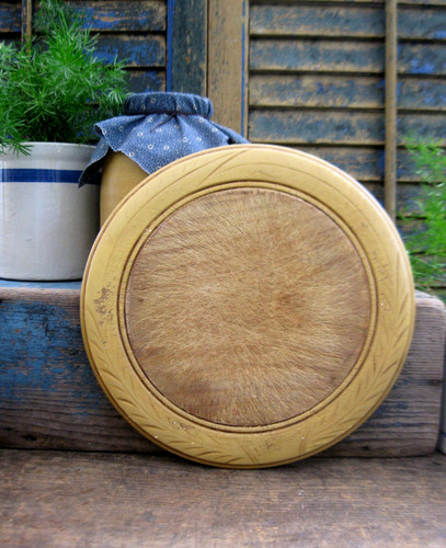 Antique round wood - round, bread