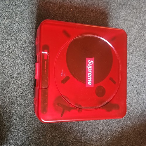 Supreme numark turntable - supreme,