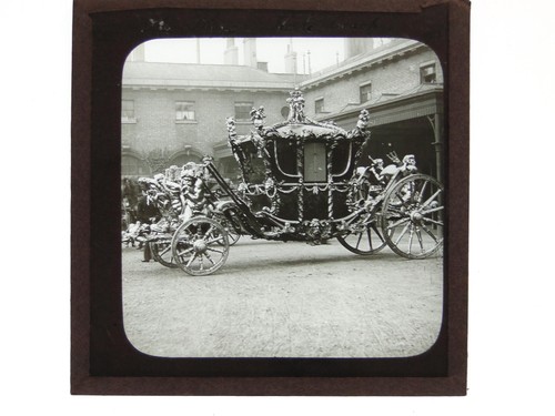 Gold state coach royal mews - gold,