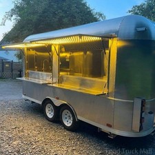 Vintage Look Food Trailer |