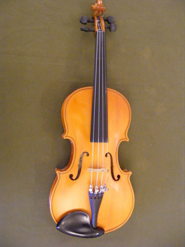 Violin half size violin