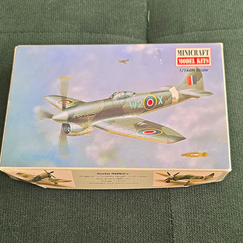Minicraft hawker tempest - hawker, mk.v