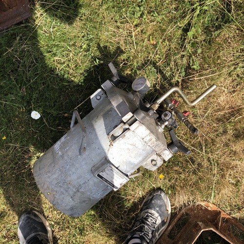 Gallon welded pressure - welded,