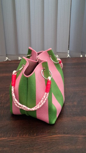 Vibrant pink green - vibrant, pink/green