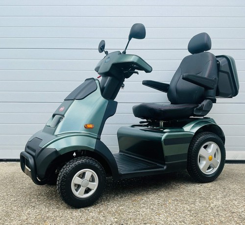 2025 tga breeze - x, large