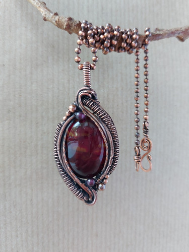 Oxidised copper dark - dark, red