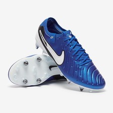UK 7.5 EUR 42 - Nike Tiempo
