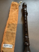 Model No. 207 Aulos Sopranino