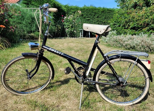 Raleigh twenty shopper bike - raleigh,