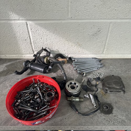 Kawasaki zx9r job lot - kawasaki, zx9r-c1