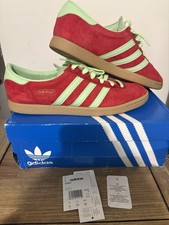 Adidas Stadt Size 9