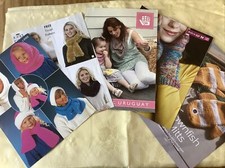 5 x knitting patterns hats scarves snoods Sirdar 8195