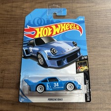 Hot Wheels 2018 64/365 - PORSCHE 934.5 - Blue Long Card 2/10