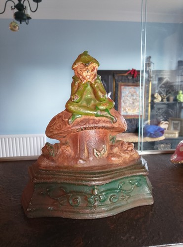 Rare antique pixie mushroom - rare,