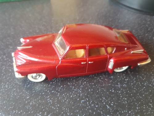 Dinky tucker torpedo dark - dinky:,