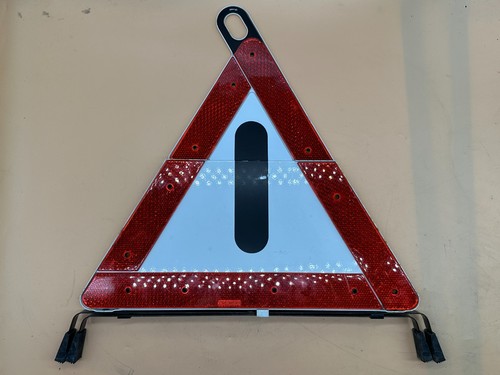 Mercedes warning triangle w124 - mercedes,