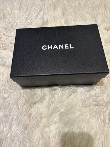 Chanel black colour - chanel,
