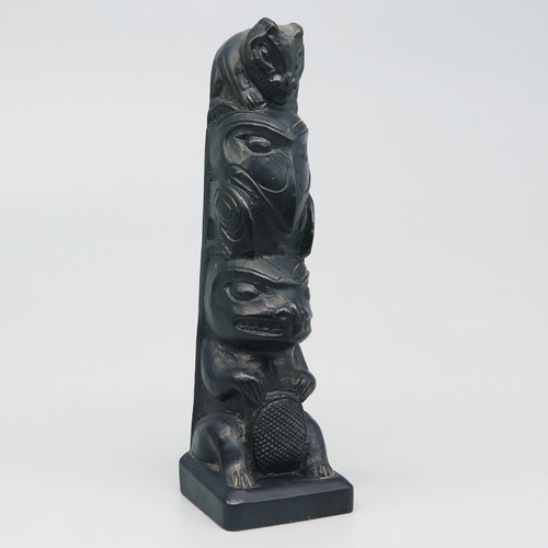 Boma totem pole - boma, ornament