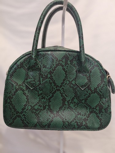 Snakeskin pattern green - snakeskin,