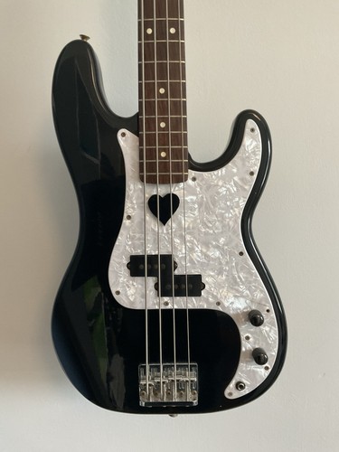 Fender precision bass - fender,