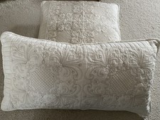 2 Gorgeous Gisela Graham Ivory Embroidered Cushions Cushion Covers Vintage