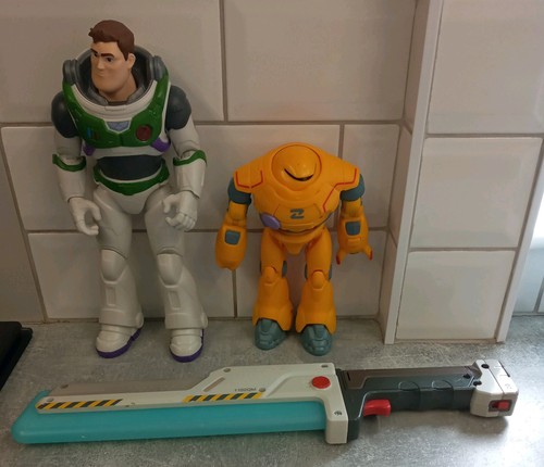 Buzz lightyear zyclops - lightyear,