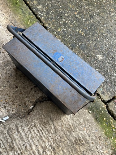 Vintage tool box - vintage,