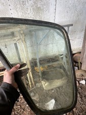 Ford Q Cab RH Bottom Door Glass & Rubber Seal in Good Condition